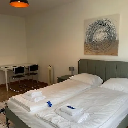 Apartment Near Lakeside - Cross 9 Zurich